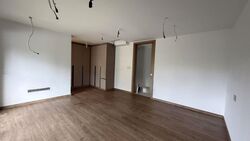 Shrewsbury Road (D11), Terrace #547436101
